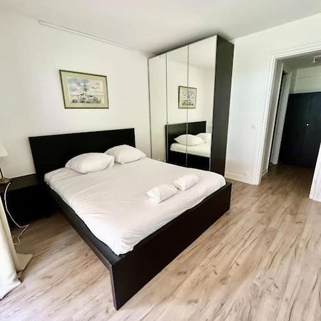 Les Amoureux A La Plage Deauville Kültér fotó
