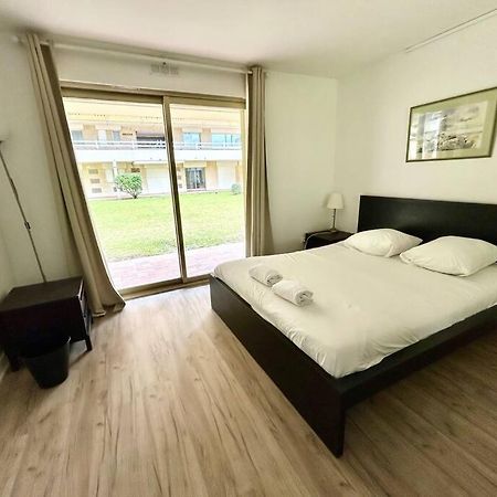 Les Amoureux A La Plage Deauville Kültér fotó